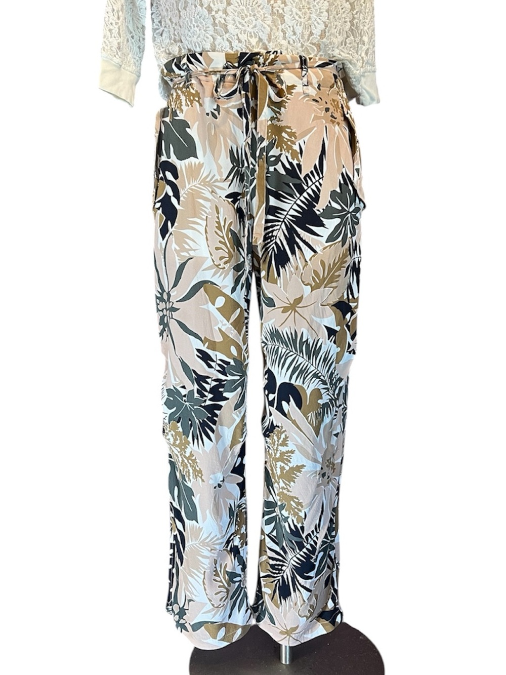 🤎rag & bone Silk “Victoria” Tropical Print Pants - Picture 2 of 8